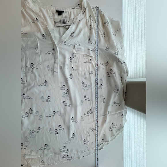 NWT Torrid Weiner Dog Dachshund
Long-Sleeve Blouse Size 4 - Picture 6 of 9